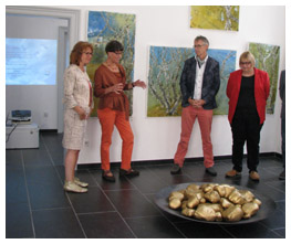 Dirk Beckedorf Katharina Schulze-Beckedorf Vera Rath-Paluch Galerie Sandpeck Wien zeitgenössische österreichische Kunst moderne Gegenwartskunst Kultur Wirtschaft Gegenwartskunst Veranstaltungsprogramm Kulturkalender Veranstaltungslokal Pop-up-Store Seminarraum Übungsraum Trainingsraum mieten Mietgalerie Florianigasse Josefstädter Straße 1080 kaufen mieten Werkpräsentation Ausstellung Vernissage bildende gestaltende KünstlerInnen GrafikerInnen FotografInnen KunsthandwerkerInnen angewandten Kunst Gebrauchskunst DesignerInnen ErwachsenenbildnerInnen KursleiterInnen TrainerInnen Menschen Fachwissen Kompetenzen Wissen Können interessierten Menschen AutorInnen LiteratInnen DichterInnen LyrikerInnen SchriftstellerInnen JournalistInnen MusikerInnen AlleinunterhalterInnen Ausstellungsräume Kursräume Seminarraum geschlossene Veranstaltungen Fest privaten Rahmen Übungsraum MusikerInnen Treffpunktregelmäßige Gruppen Trainingsgruppe Kunstwerke Kunstmarkt Kunst mieten Mietkunst Ausstellungszeit Programm Kunstverleihs  Kunstinteressenten Unterstützer KunstsammlerIn Autoren Verlage Vermarktung Marketing Kommunikationsstrategien Presse Öffentlichkeitsarbeit Konzepte Printmedien Onlinemedien künstlerischen Arbeit Ausstellungsorganisation Pressemitteilungen Onlineplattformen gewinnbringender Webseiten Künstlerhompage Künstlerberatung Performances Veranstaltungskalender Kunstkalender  Kunsthandwerksmarkt Weihnachtsmarkt Christkindlmarkt Adventmarkt